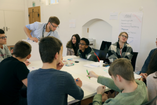 News JPT 2018 Diskussion von Jugendlichen