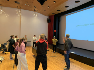 Vorstellungsrunde beim Kick-Off