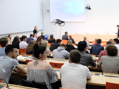 Medien Medienkonferenz "Verändere die Schweiz!"